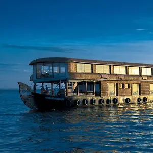 Harmony Houseboats Alappuzha